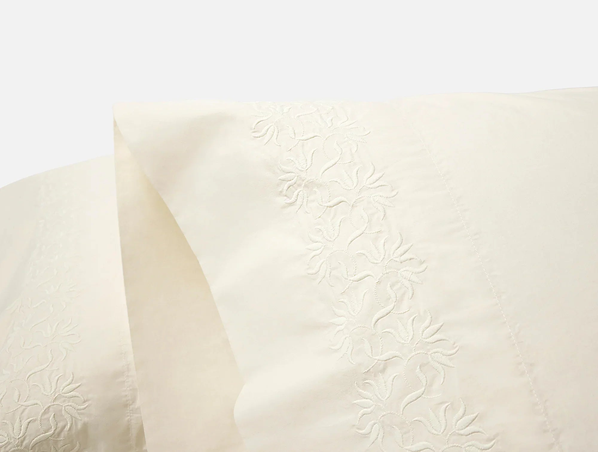 Refined Organic Percale Sheet Set